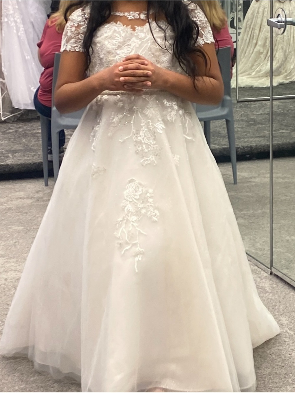 David's Bridal White Lace A-Line Flower Girl Dress with Short Sleeves